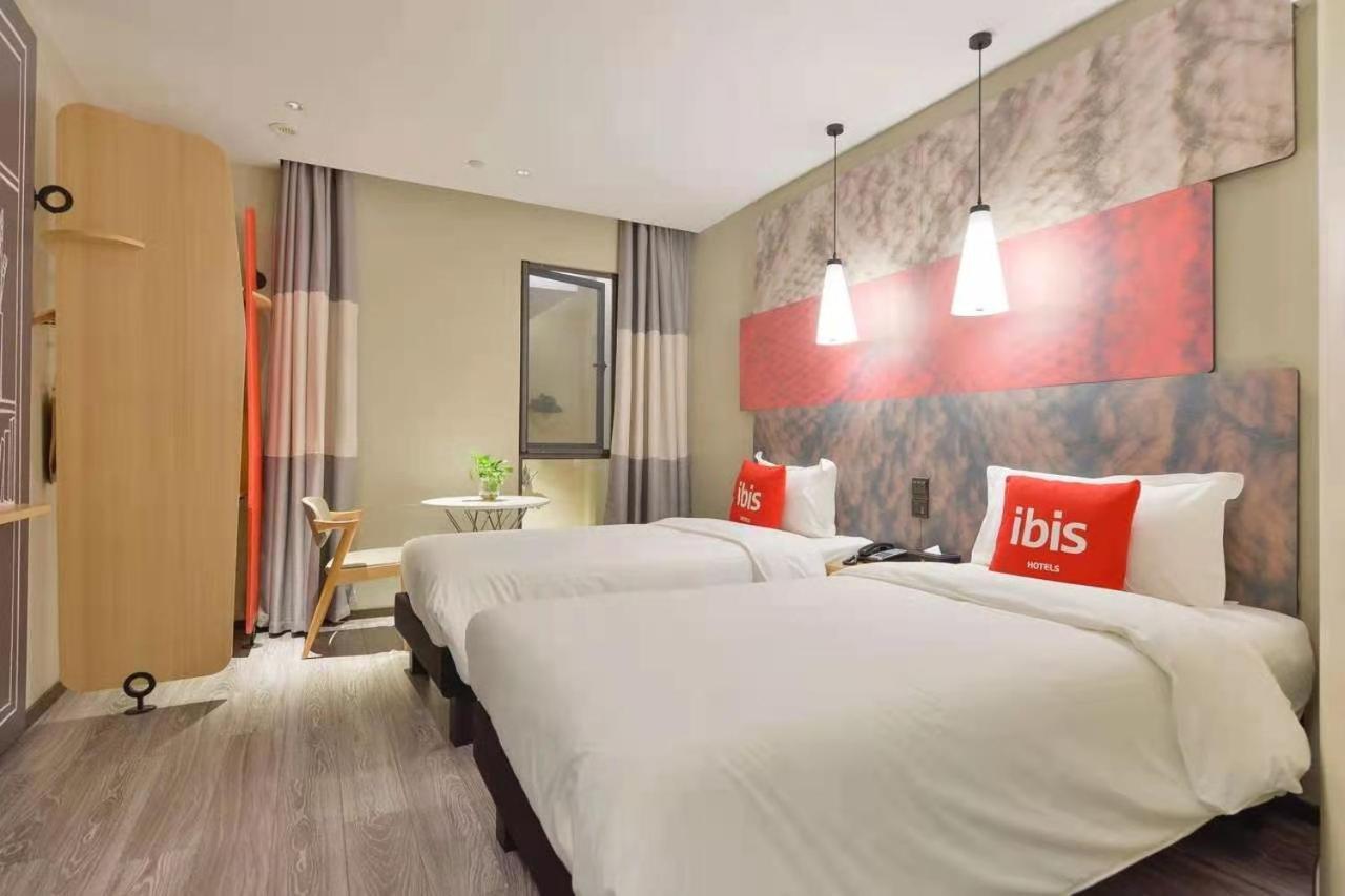 Ibis Shanghai North The Bund Zhoujiazui Road Zewnętrze zdjęcie