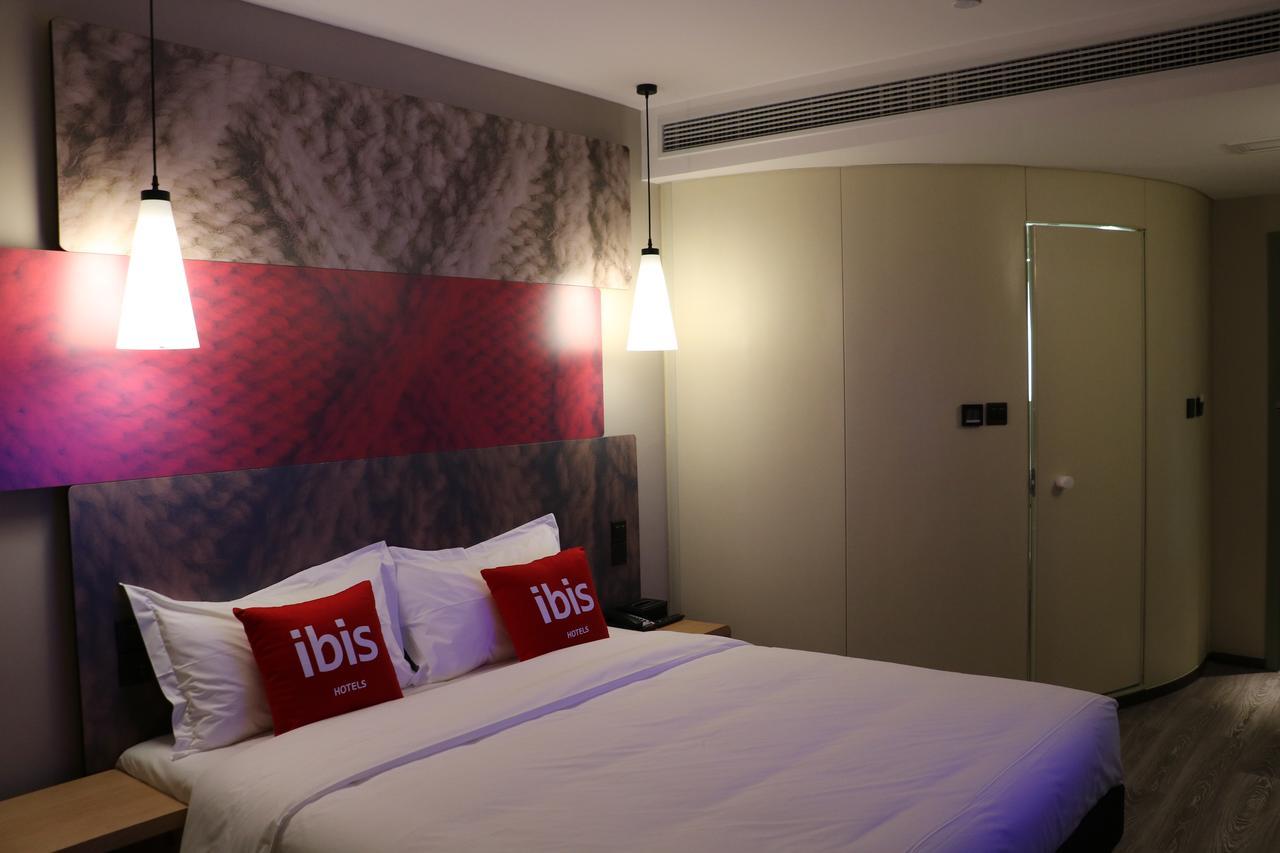 Ibis Shanghai North The Bund Zhoujiazui Road Zewnętrze zdjęcie