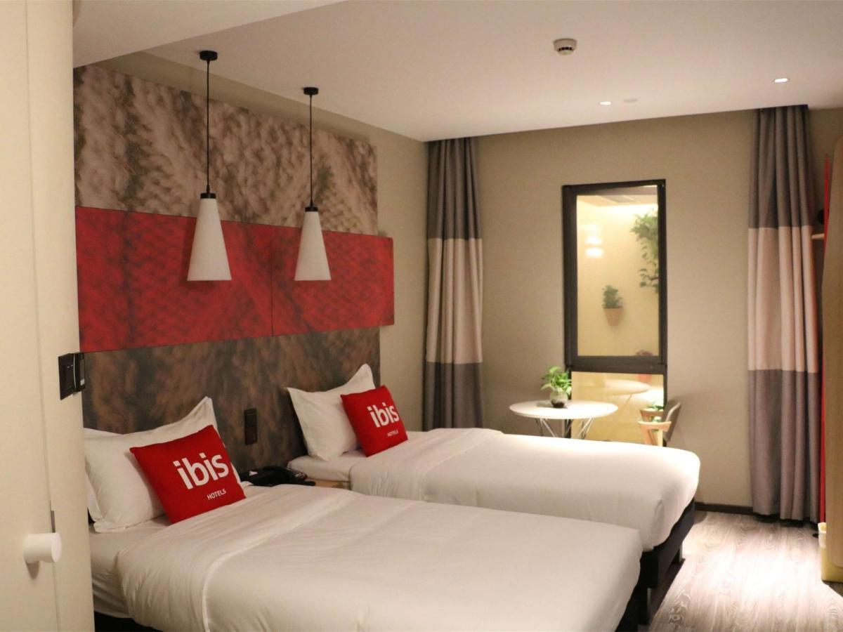 Ibis Shanghai North The Bund Zhoujiazui Road Zewnętrze zdjęcie